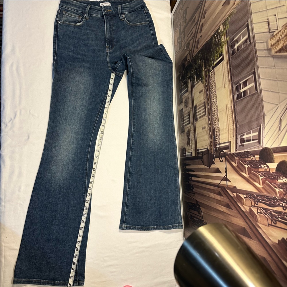 Good Legs Flare Jeans 8/29 - Picture 2 of 16